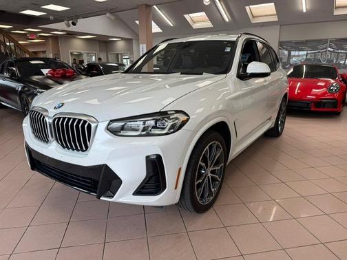 White 2022 BMW X3 xDrive30i