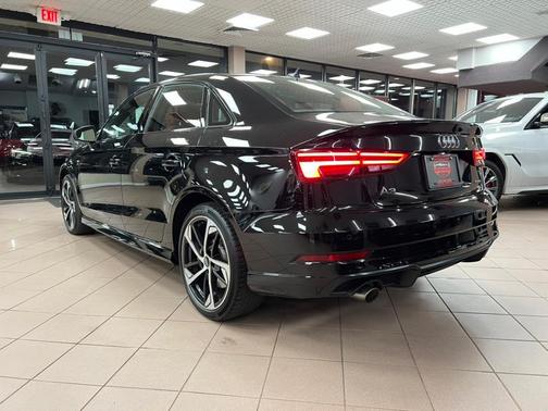Photo 4 of 85 of 2020 Audi A3 2.0T S line Premium
