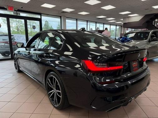 Black Sapphire Metallic 2020 BMW M340 M340i xDrive Sedan