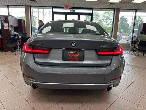 2024 BMW 330 i xDrive