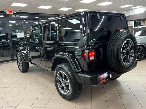 2023 Jeep Wrangler Sahara 4 Door 4x4