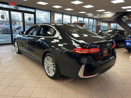 Black Sapphire Metallic 2024 BMW 530 530i xDrive Sedan