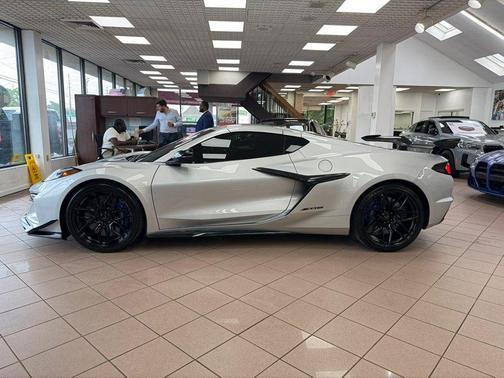 Blade Silver Metallic 2026 Chevrolet Corvette Z06