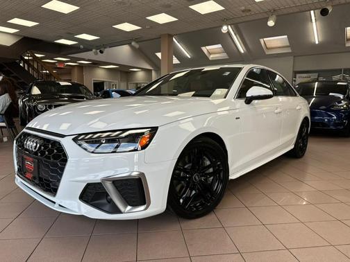 2022 Audi A4 45 S line Premium Plus