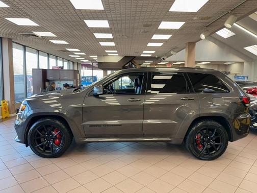 2020 Jeep Grand Cherokee SRT