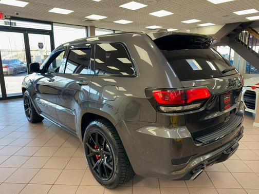 2020 Jeep Grand Cherokee SRT