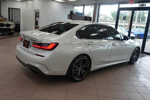 Alpine White 2022 BMW M340 i xDrive