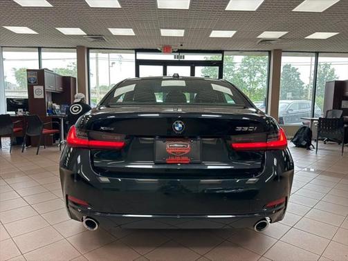 2024 BMW 330 i xDrive
