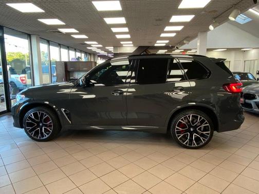 Dravit Grey Metallic 2022 BMW X5 M Base