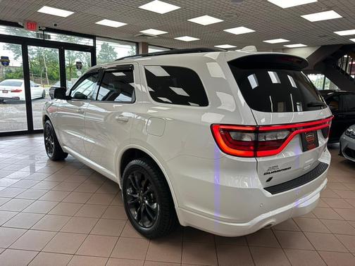 White Knuckle Clearcoat 2023 Dodge Durango GT Plus