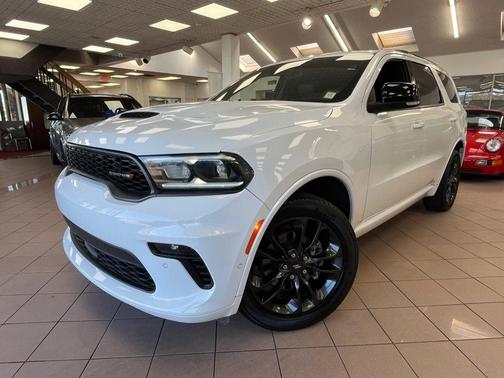 White Knuckle Clearcoat 2023 Dodge Durango GT Premium