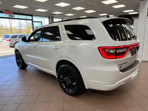 White Knuckle Clearcoat 2023 Dodge Durango GT Premium