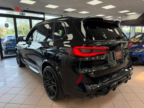 Black Sapphire Metallic 2021 BMW X5 M Base