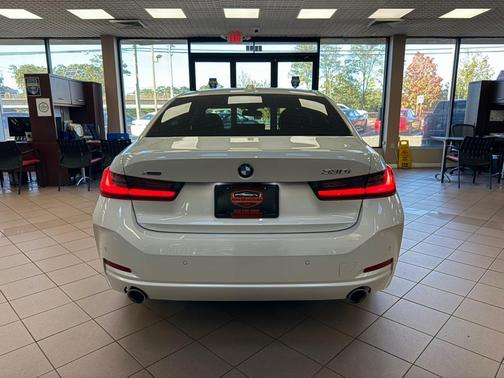 2024 BMW 330 i xDrive