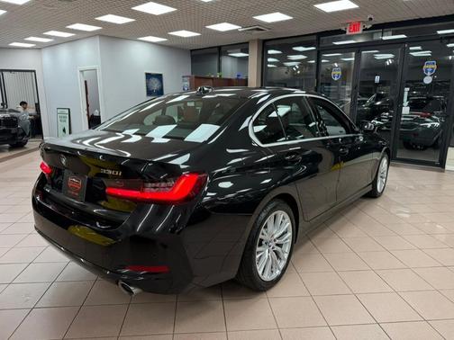 2024 BMW 330 330i xDrive Sedan