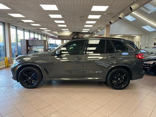 2022 BMW X5 xDrive40i Sports Activity Vehicle