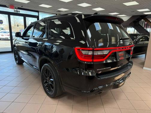 DB Black Clearcoat 2024 Dodge Durango GT Plus