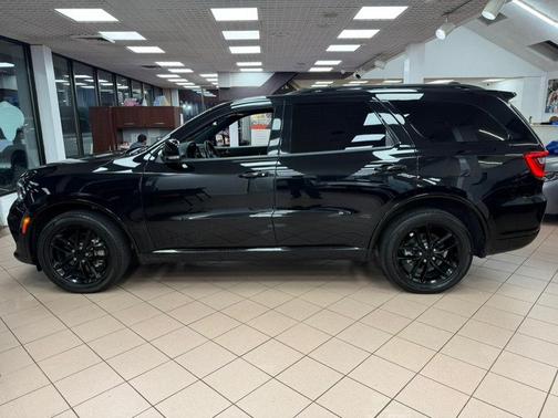 DB Black Clearcoat 2024 Dodge Durango GT Plus