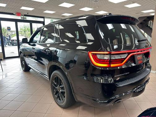 DB Black Clearcoat 2024 Dodge Durango GT Plus