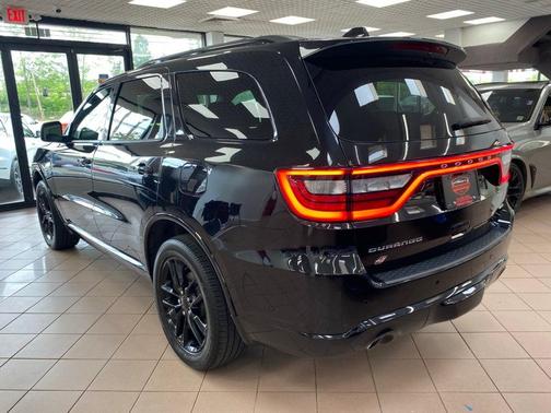 DB Black Clearcoat 2024 Dodge Durango GT Plus