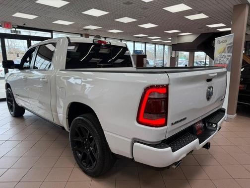 Bright White Clearcoat 2024 RAM 1500 Laramie