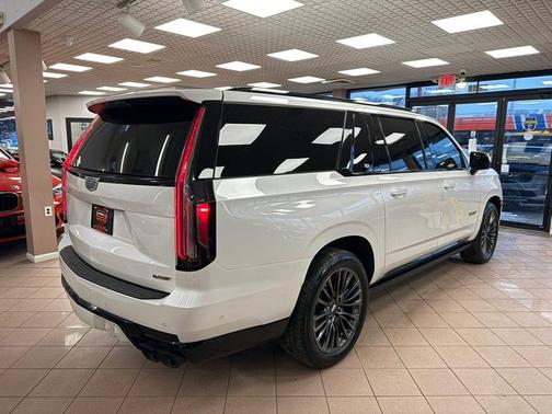 2023 Cadillac Escalade ESV V-Series