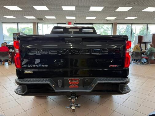 Black 2019 Chevrolet Silverado 1500 RST