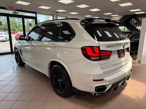 White 2017 BMW X5 xDrive35i