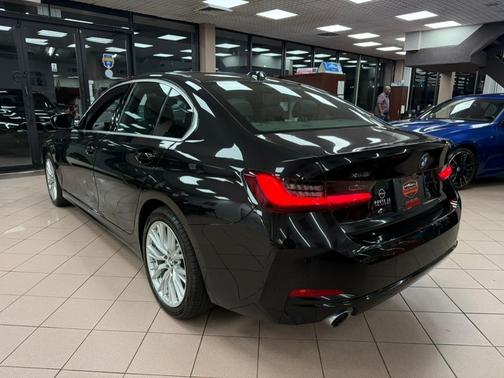 2024 BMW 330 330i xDrive Sedan
