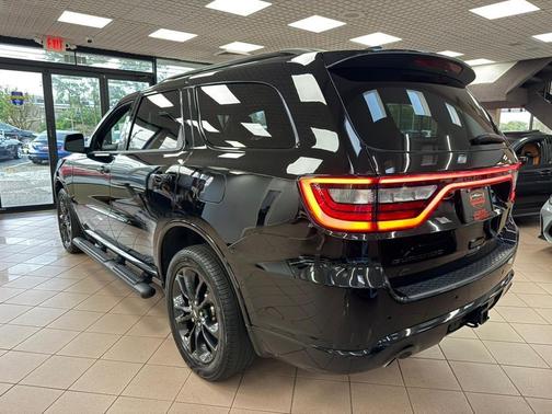 DB Black Clearcoat 2024 Dodge Durango GT Plus