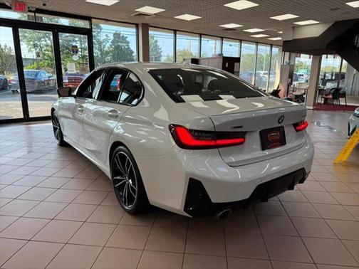 2024 BMW 330 i xDrive