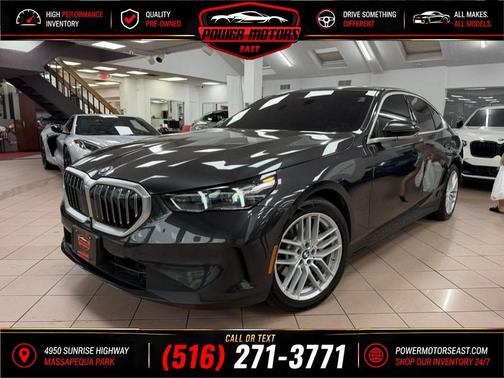 Dark Graphite Metallic 2024 BMW 530 i xDrive
