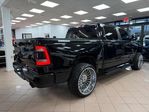 Diamond Black Crystal Pearl 2023 RAM 1500 Sport
