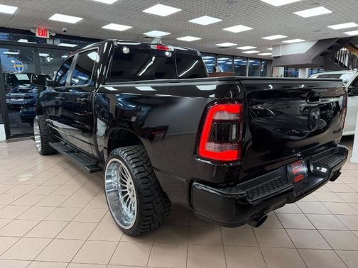Diamond Black Crystal Pearl 2023 RAM 1500 Sport