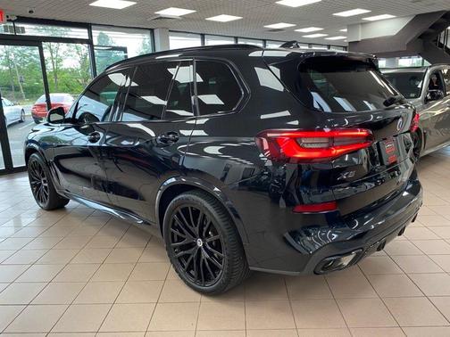 Black Sapphire Metallic 2023 BMW X5 xDrive40i Sports Activity Vehicle