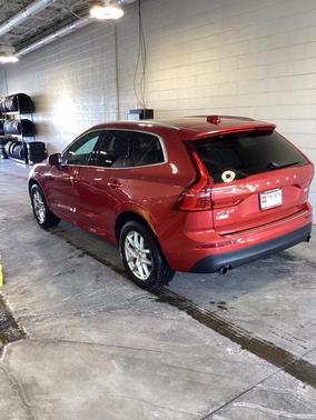 2018 Volvo XC60 T5 Momentum