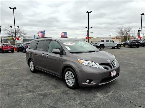 2016 Toyota Sienna SE