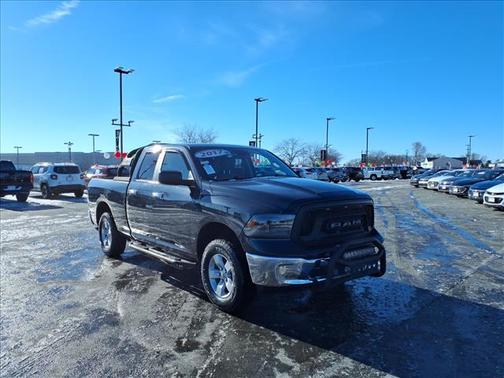 2017 RAM 1500 SLT