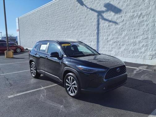 2022 Toyota Corolla Cross XLE