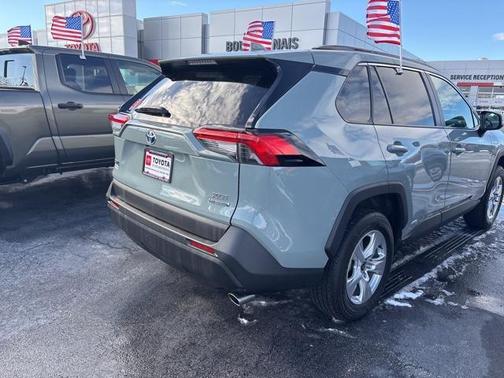2021 Toyota RAV4 Hybrid XLE