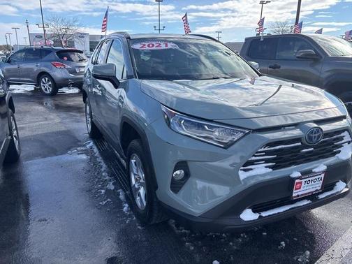 2021 Toyota RAV4 Hybrid XLE