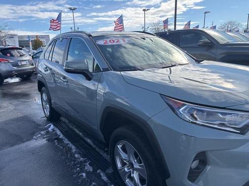 2021 Toyota RAV4 Hybrid XLE