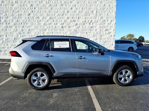2021 Toyota RAV4 Hybrid LE