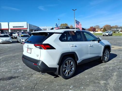 2025 Toyota RAV4 XLE Premium