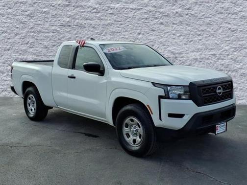 2022 Nissan Frontier S