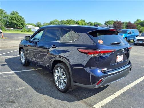 2025 Toyota Highlander Hybrid Limited