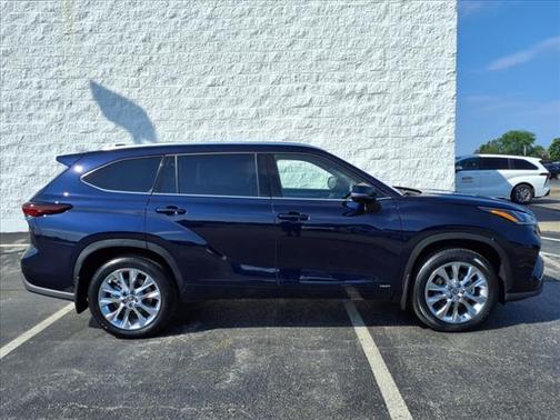 2025 Toyota Highlander Hybrid Limited