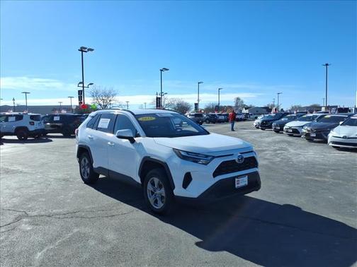 2023 Toyota RAV4 Hybrid XLE