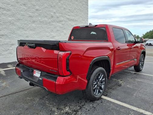 2025 Toyota Tundra Hybrid Platinum