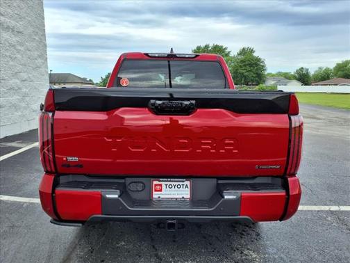 2025 Toyota Tundra Hybrid Platinum